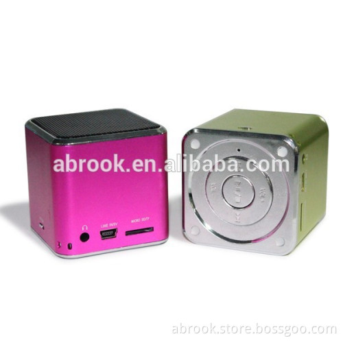 Portable mini bass cube speaker